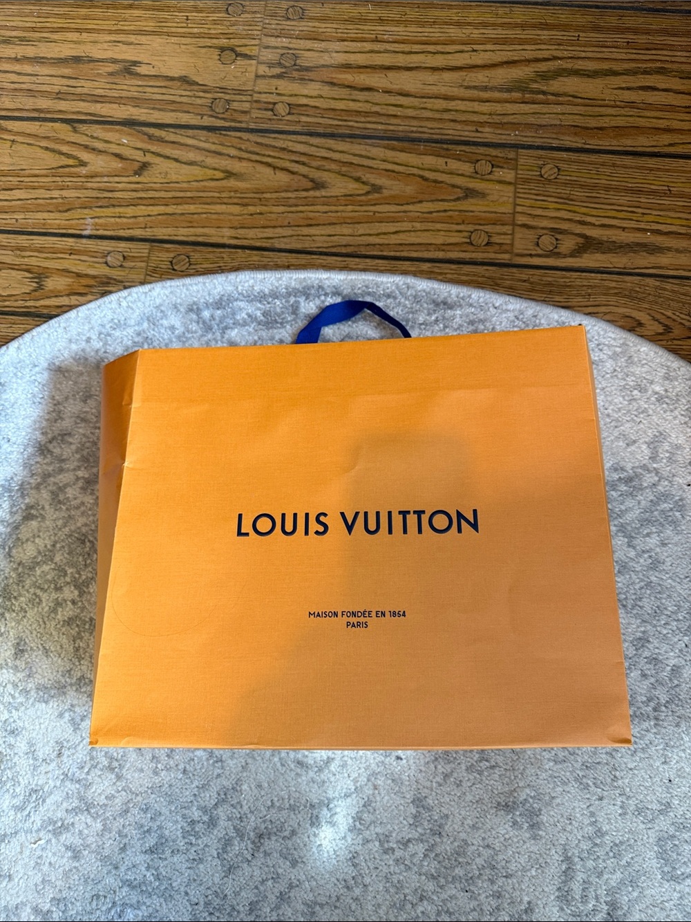 Louis Vuitton Shopping bag